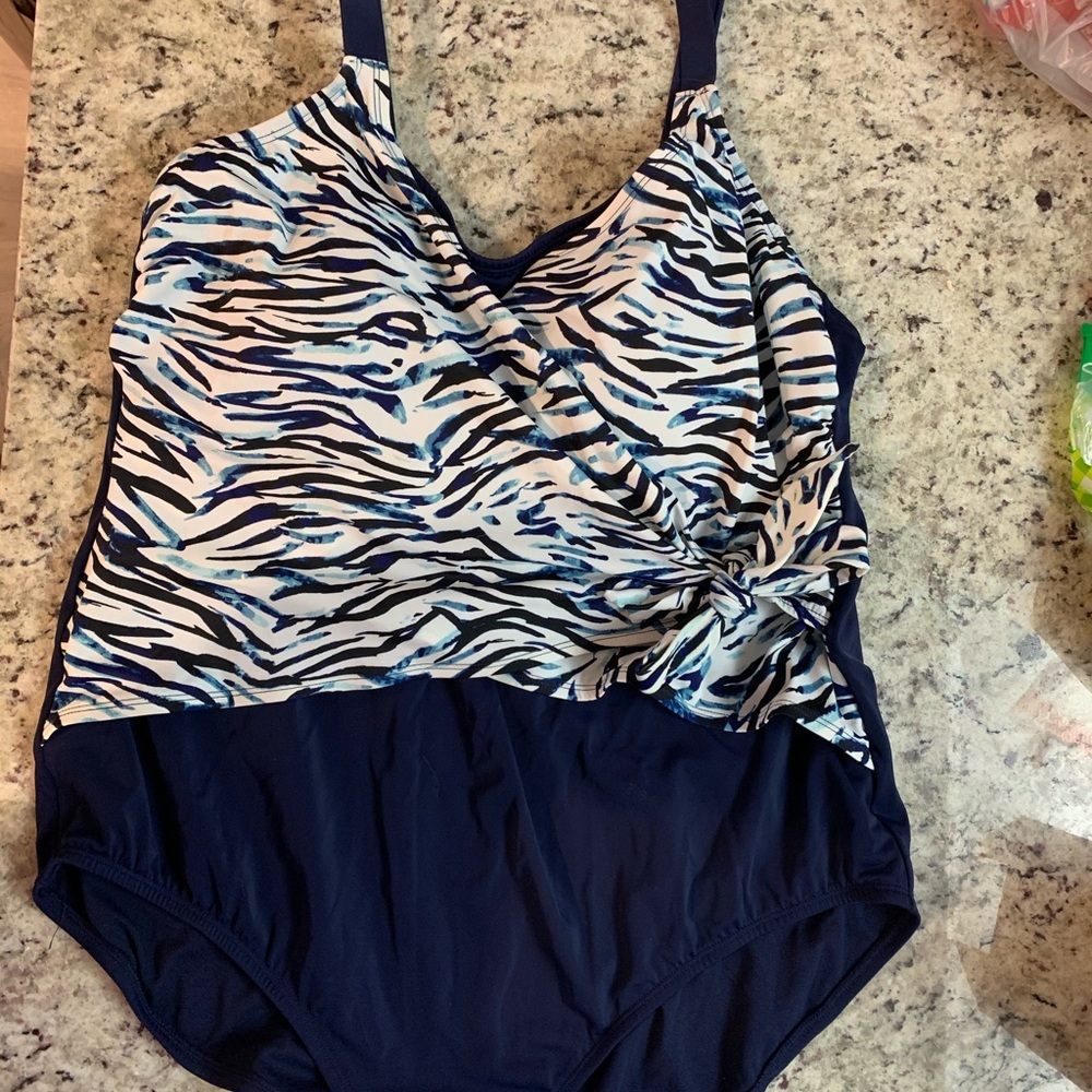 Brand new one piece swimsuit. 2x